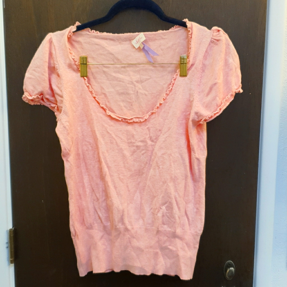CUTE M/ L pink Whistles ruffle edge top